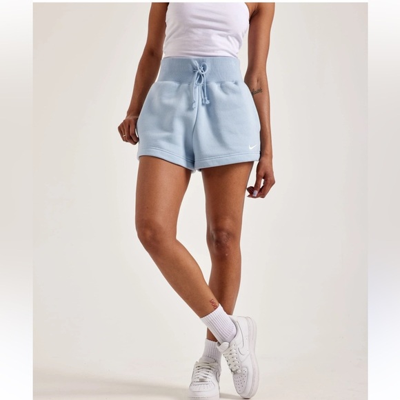 NIKE women’s PHOENIX FLEECE HIGH-WAISTED SHORTS light blue  sz  XS preloved - Picture 1 of 7